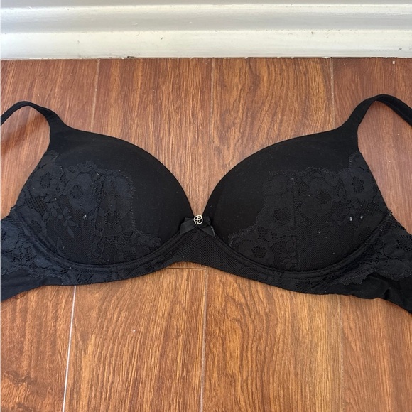 Victors Secret Bra bundle of 4 34D - Picture 6 of 7